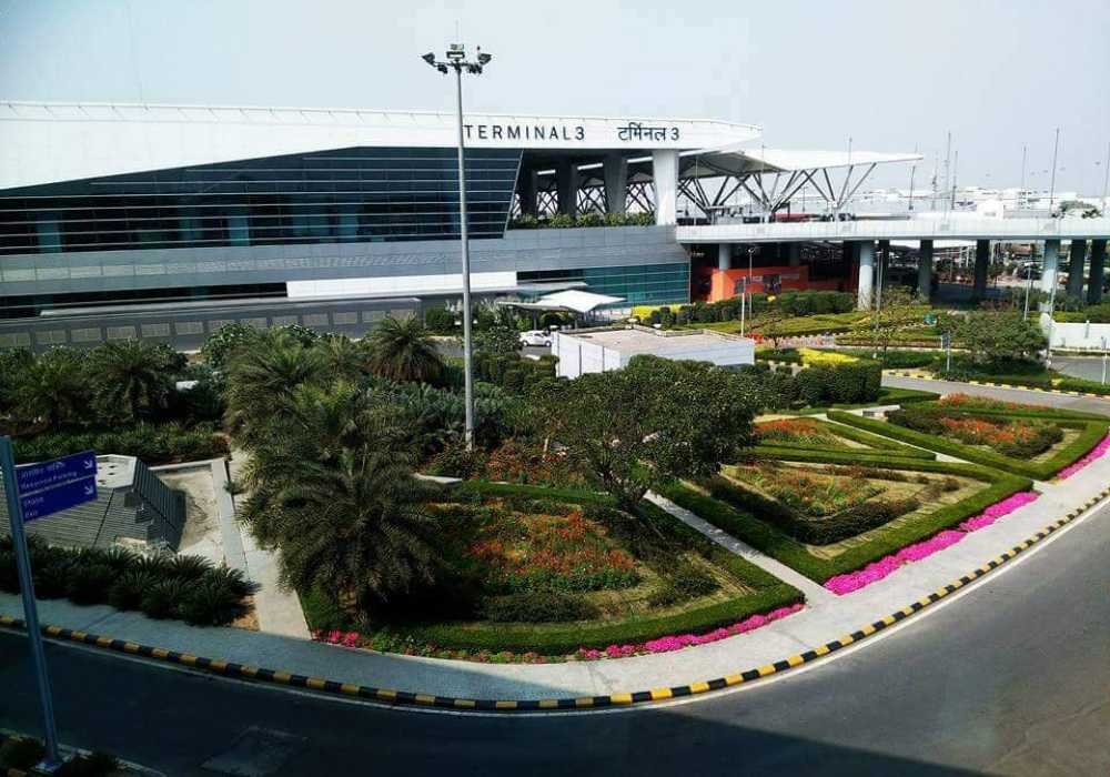 इंडिया का सबसे बड़ा हवाई अड्डा कौन है